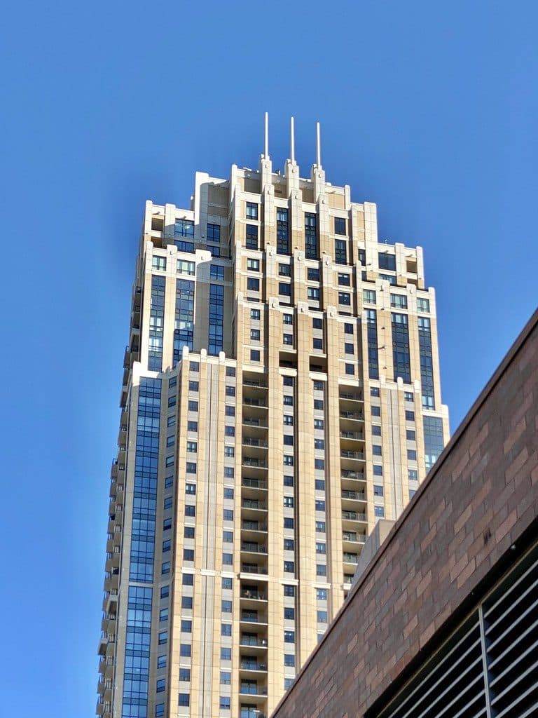 The Carlyle, S 3rd Avenue and 1st Street, Minneapolis, MN